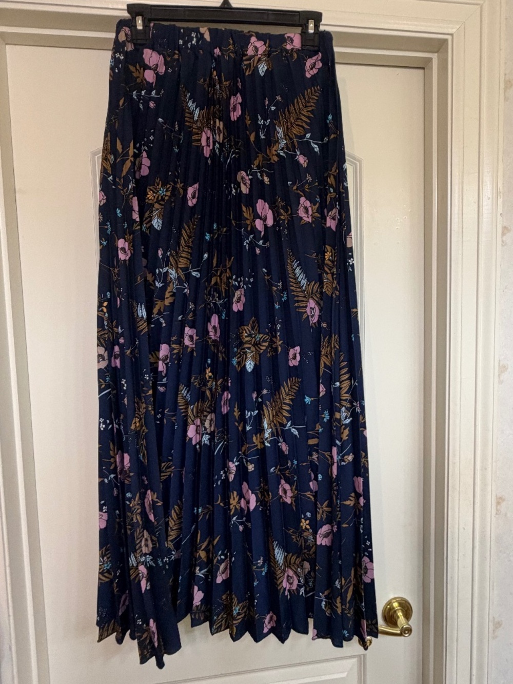 Floral Pleated Skirt